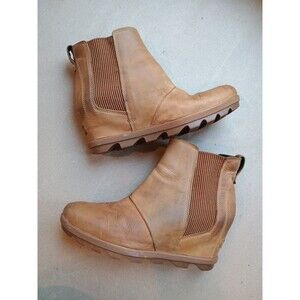 Sorel Joan of Arctic Boots Womens 9 Tan Taupe Nubuck Chelsea Bootie Hidden Wedge